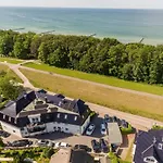 Strandblick 9 *