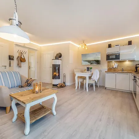 아파트 Strandblick 9 *